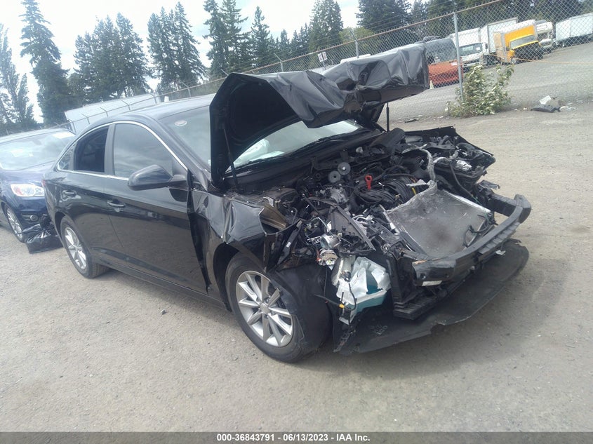 VIN 5NPE24AF8JH692717 2018 HYUNDAI SONATA SE