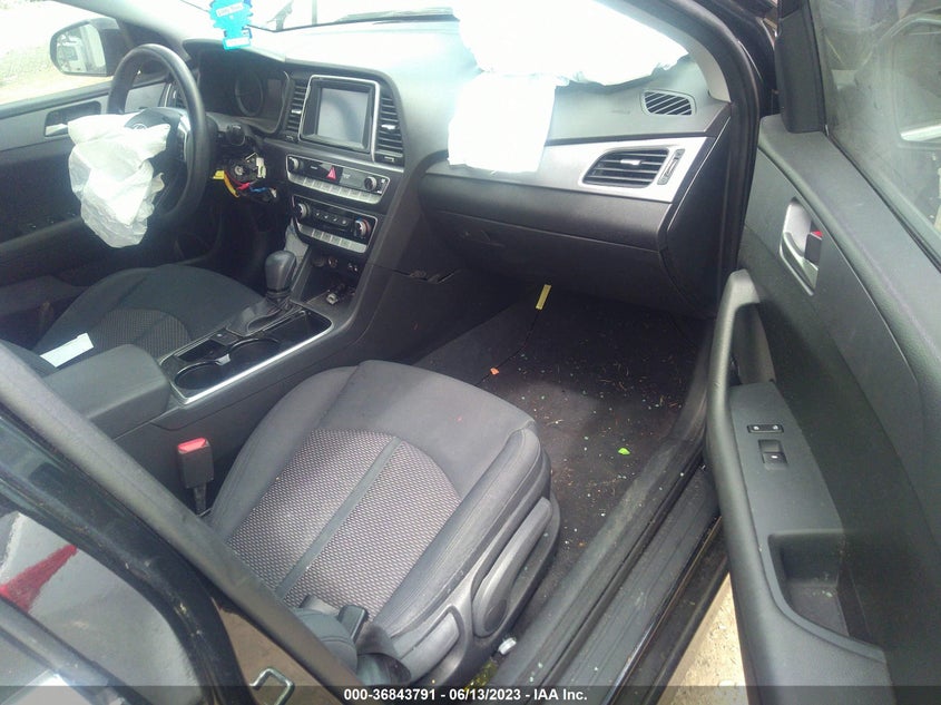 VIN 5NPE24AF8JH692717 2018 HYUNDAI SONATA SE