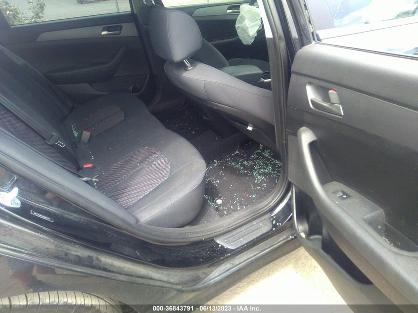 VIN 5NPE24AF8JH692717 2018 HYUNDAI SONATA SE