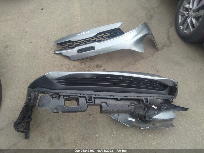 VIN 3KPF24AD0NE503068 2022 KIA FORTE LXS