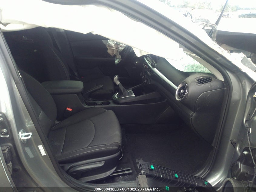 VIN 3KPF24AD0NE503068 2022 KIA FORTE LXS