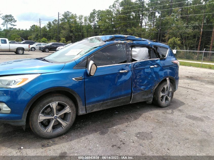 2017 FORD ESCAPE SE - 1FMCU0G93HUA46122