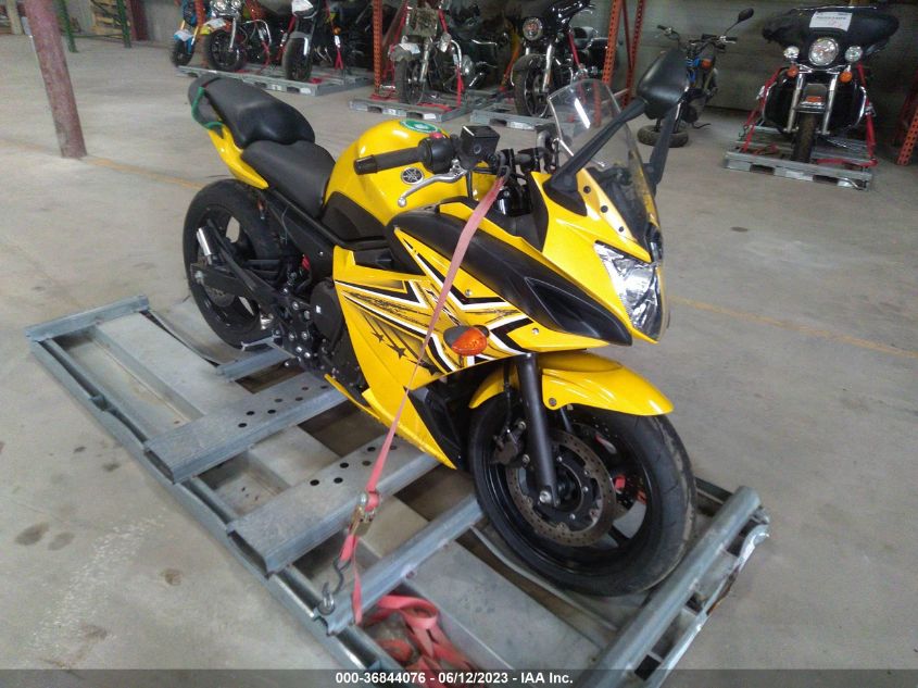 2009 YAMAHA FZ6 R - JYARJ18E39A004301