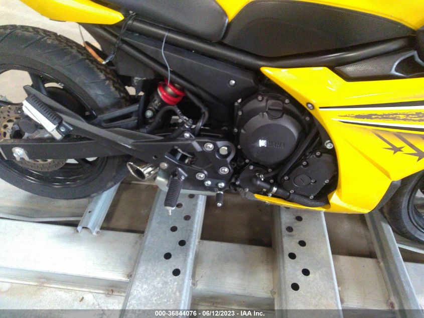 2009 YAMAHA FZ6 R - JYARJ18E39A004301