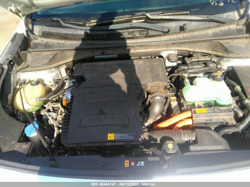 2017 KIA NIRO LX - KNDCB3LCXH5068691