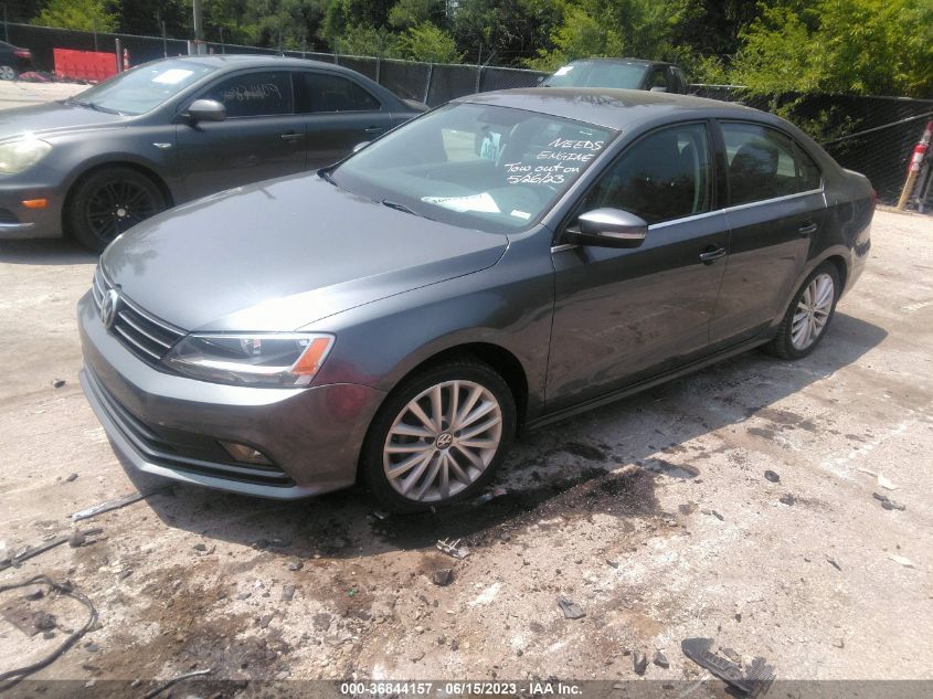 2015 VOLKSWAGEN JETTA SEDAN 1.8T SE - 3VWD17AJ2FM351283