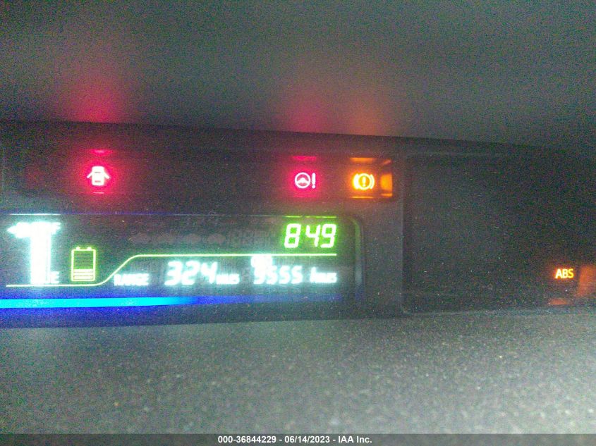 2014 TOYOTA PRIUS V TWO/THREE/FIVE - JTDZN3EU8E3332537