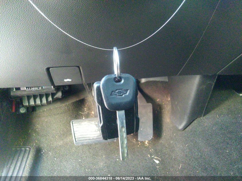 2016 CHEVROLET SILVERADO 1500 LT - 3GCUKREC5GG264176