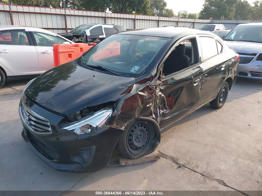 VIN ML32F3FJ3JHF04592 2018 MITSUBISHI MIRAGE G4 ES