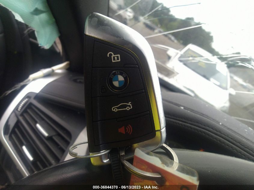 2019 BMW X6 XDRIVE35I - 5UXKU2C5XK0Z65367