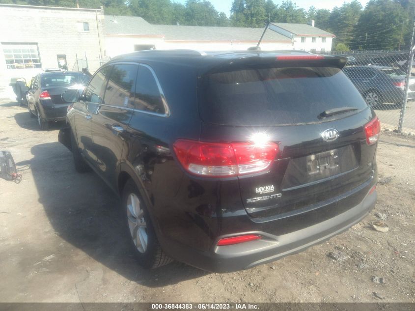 2016 KIA SORENTO LX - 5XYPGDA59GG150317