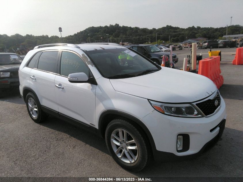 2014 KIA SORENTO LX - 5XYKTCA66EG509855