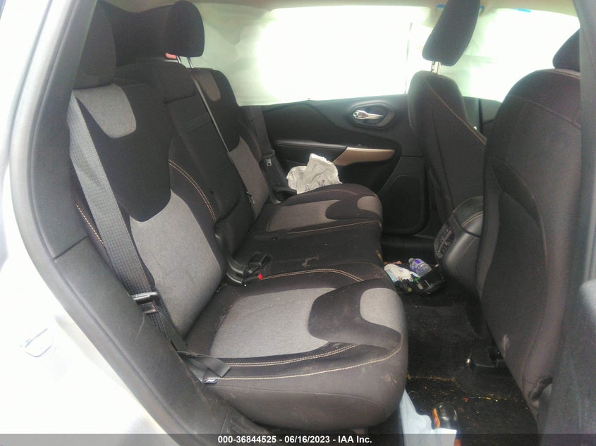 VIN 1C4PJLAB0HW577214 2017 JEEP CHEROKEE SPORT