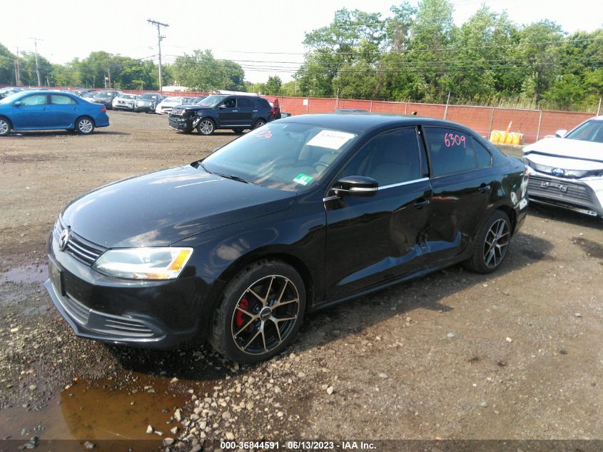 2014 VOLKSWAGEN JETTA SEDAN SE W/CONNECTIVITY - 3VWD17AJ7EM411069