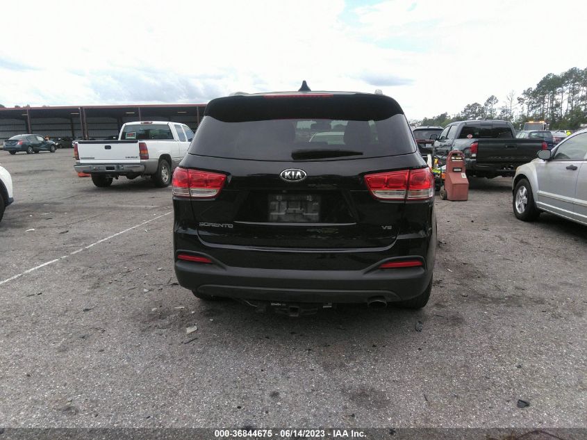 2016 KIA SORENTO LX - 5XYPG4A50GG023665