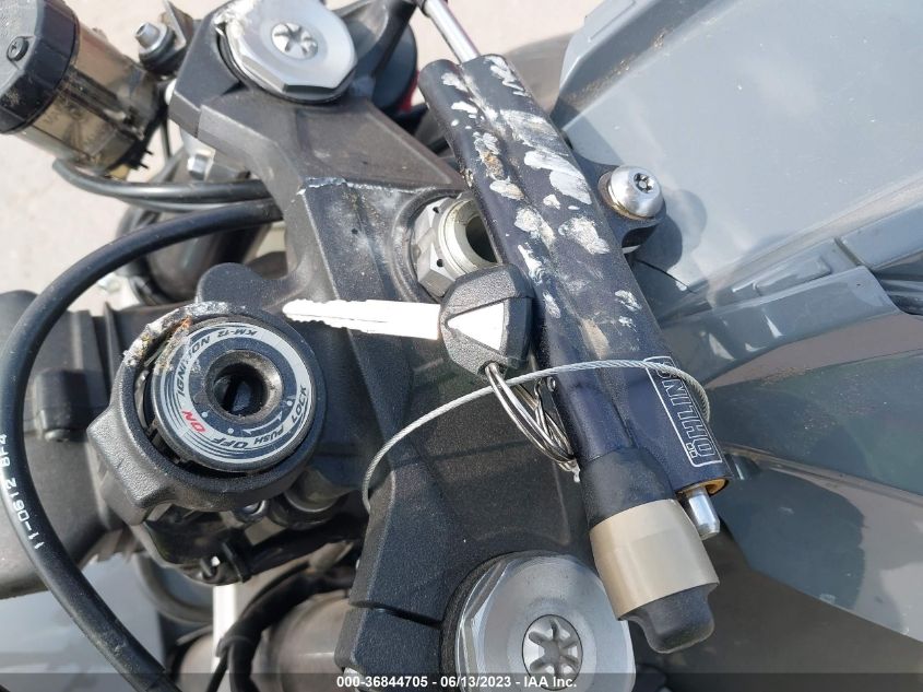 2019 KAWASAKI ZX1002 JKBZXVE10KA000066