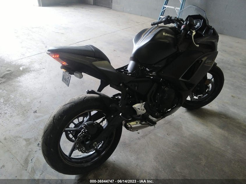 VIN ML5EXER12PDA82694 2023 KAWASAKI EX650 R