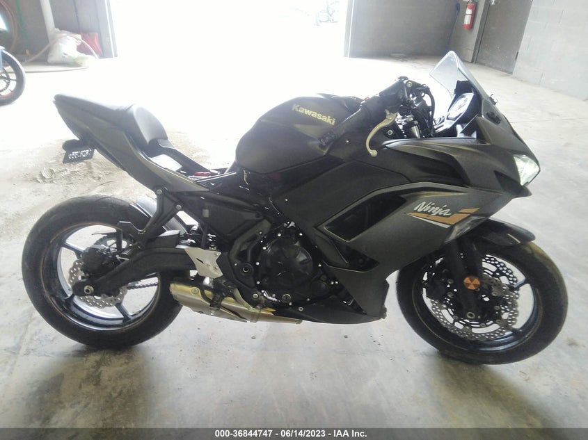 VIN ML5EXER12PDA82694 2023 KAWASAKI EX650 R