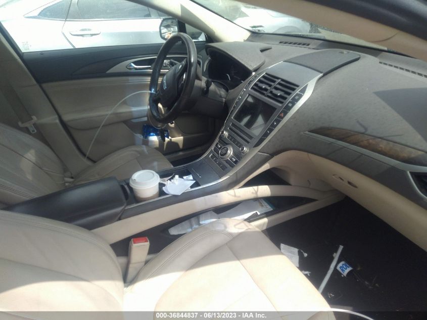 2017 LINCOLN MKZ HYBRID RESERVE - 3LN6L5MU9HR635009