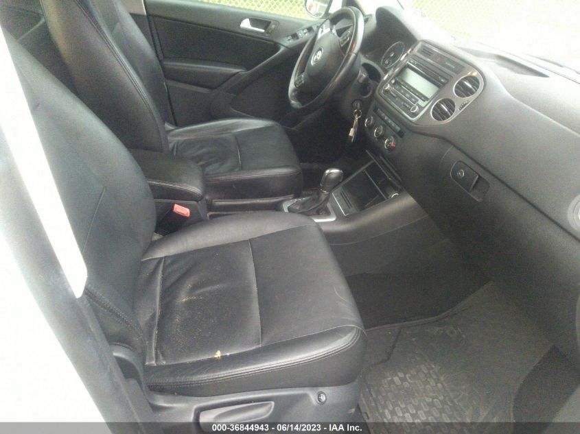 2014 VOLKSWAGEN TIGUAN S - WVGBV3AX9EW579805