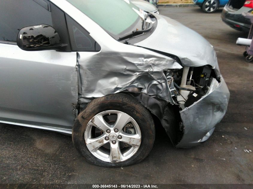 2017 TOYOTA SIENNA LE - 5TDKZ3DC4HS895425