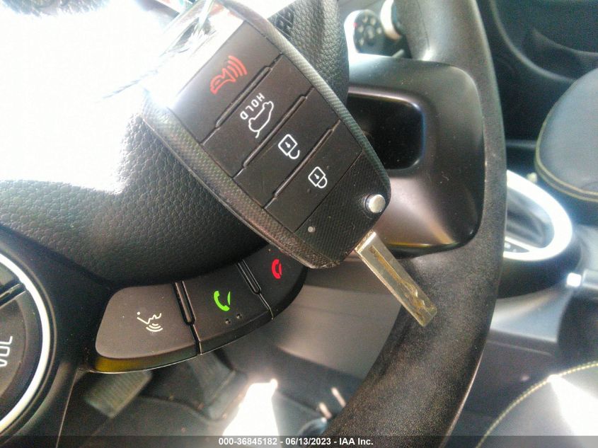 2016 KIA SOUL + - KNDJP3A50G7873616