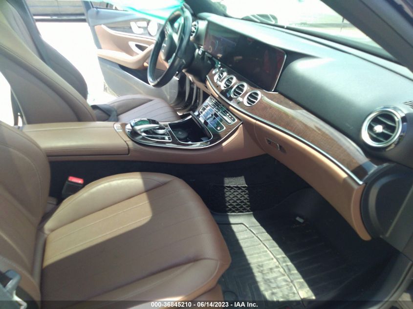 2019 MERCEDES-BENZ E-CLASS E 300 - WDDZF4JB7KA587619