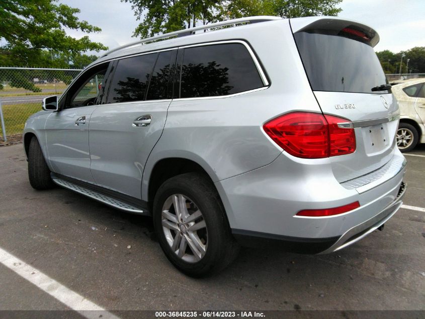 2016 MERCEDES-BENZ GL GL 350 BLUETEC - 4JGDF2EE9GA689892