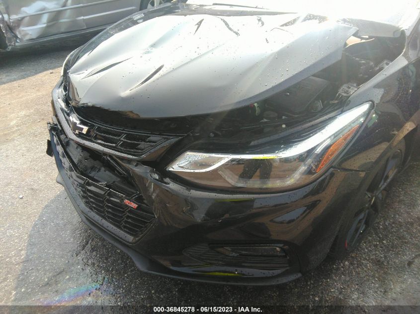 2018 CHEVROLET CRUZE LT - 1G1BE5SM0J7117618