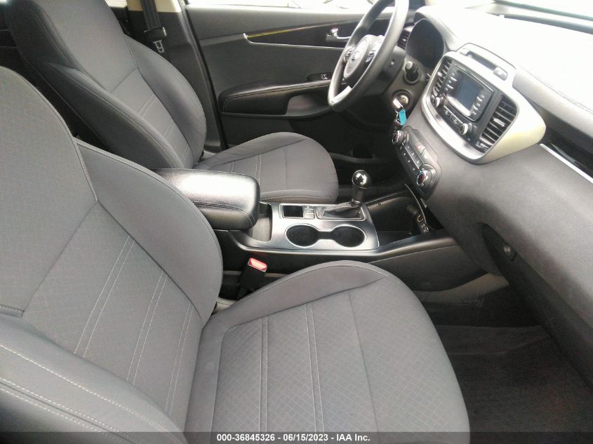 2016 KIA SORENTO LX - 5XYPGDA38GG092828