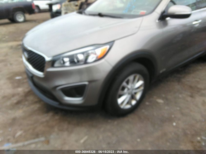 2016 KIA SORENTO LX - 5XYPGDA38GG092828