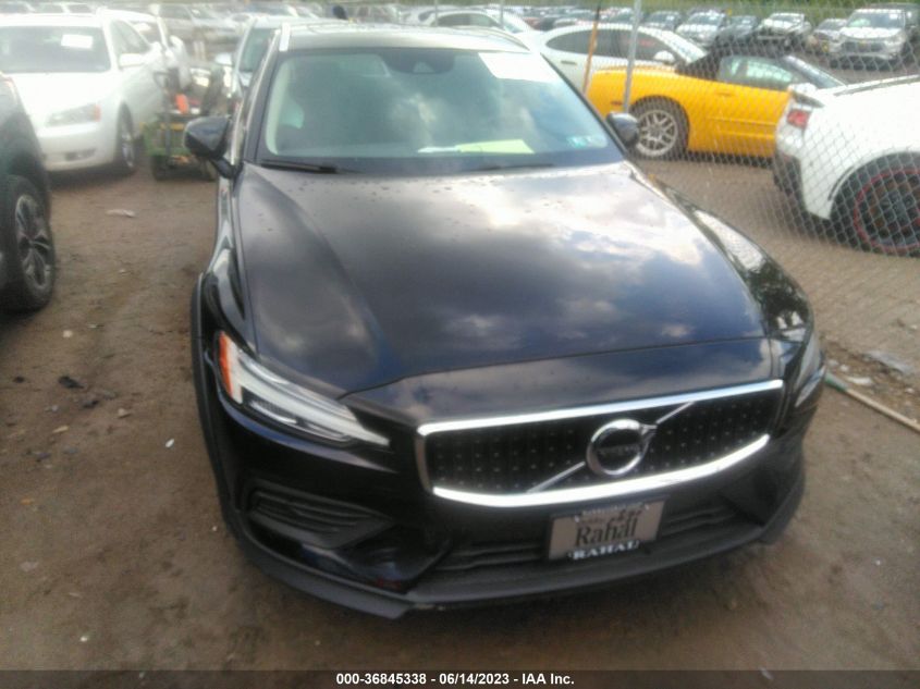 2020 VOLVO V60 CROSS COUNTRY YV4102WK5L1039591