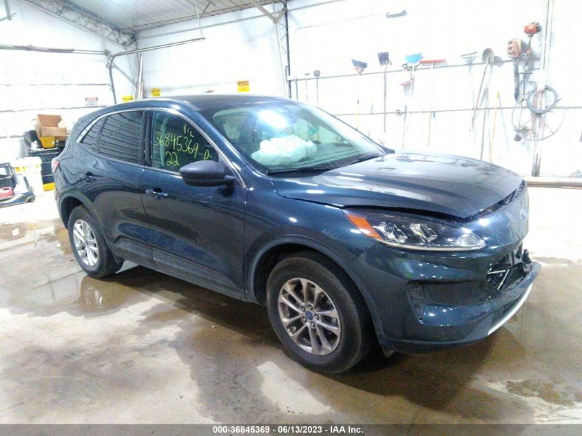 FORD-ESCAPE-1FMCU9G65NUB91670