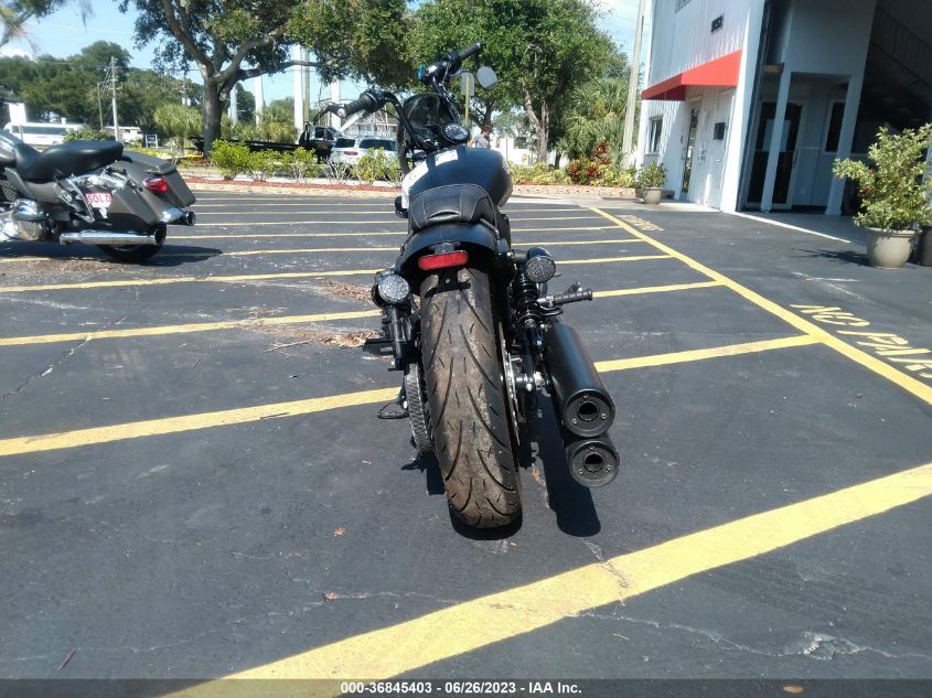 2022 INDIAN MOTORCYCLE CO. SCOUT ROGUE ABS 56KMTC001N3184357