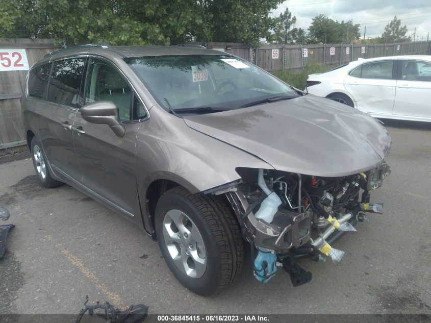 2018 CHRYSLER PACIFICA HYBRID TOURING L - 2C4RC1L70JR236569