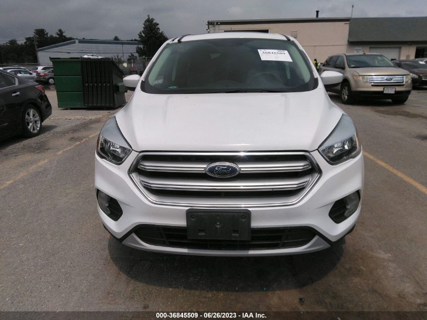 2017 FORD ESCAPE SE - 1FMCU9GD6HUC16501