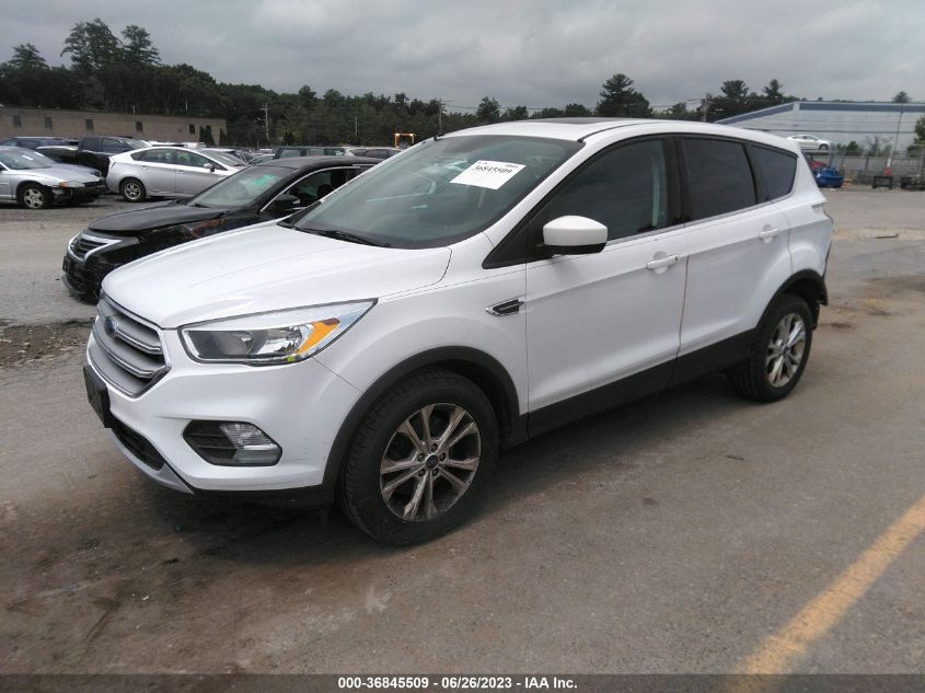 2017 FORD ESCAPE SE - 1FMCU9GD6HUC16501