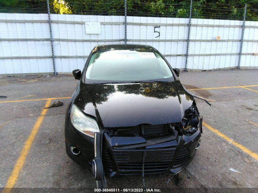 2015 FORD FOCUS SE - 1FADP3F2XFL240130