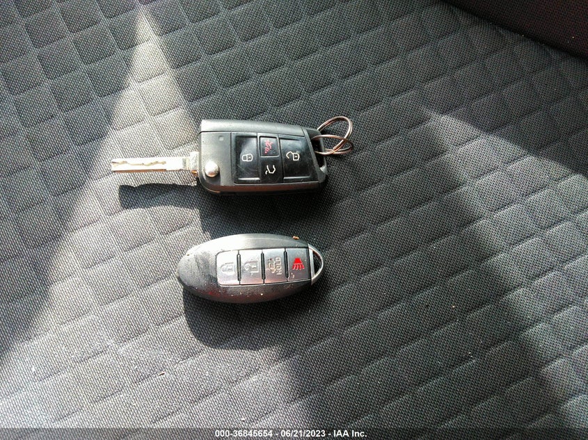 VIN 3VV1B7AX0KM040048 2019 VOLKSWAGEN TIGUAN S
