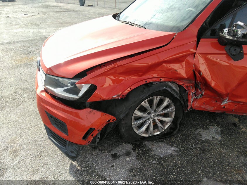 VIN 3VV1B7AX0KM040048 2019 VOLKSWAGEN TIGUAN S