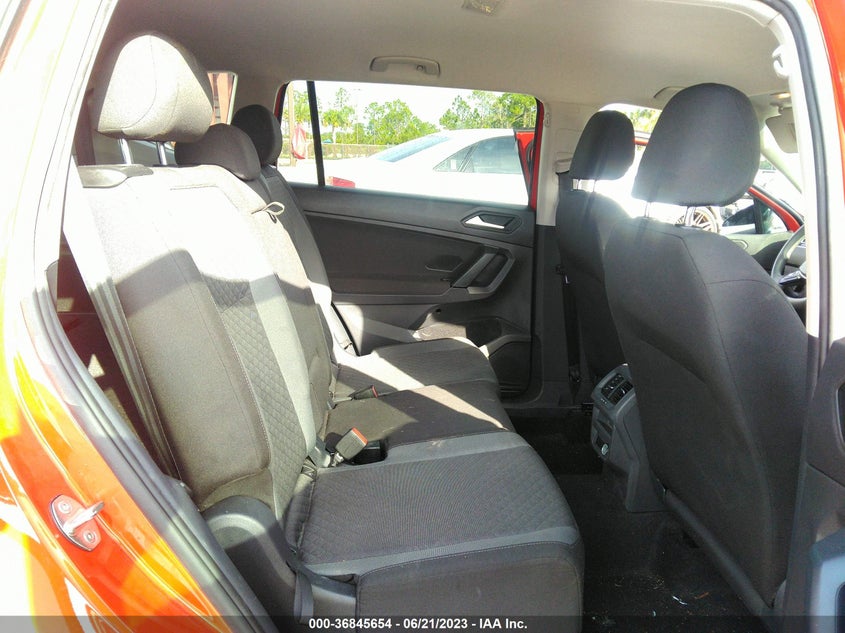 VIN 3VV1B7AX0KM040048 2019 VOLKSWAGEN TIGUAN S