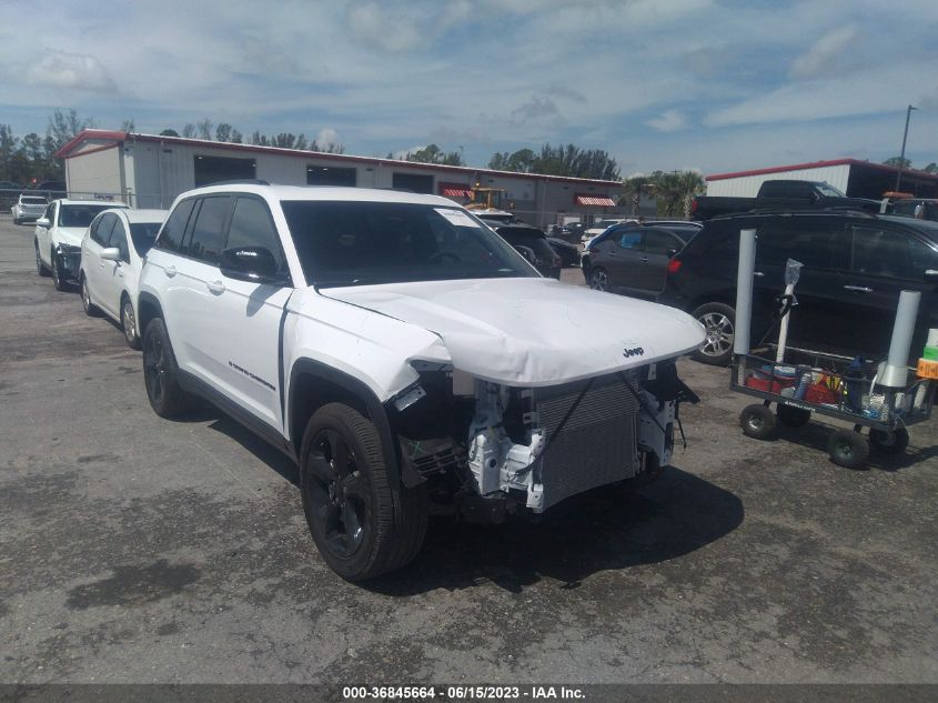 1C4RJGAGXPC571187 JEEP GRAND CHEROKEE LAREDO/ALTITUDE 2023