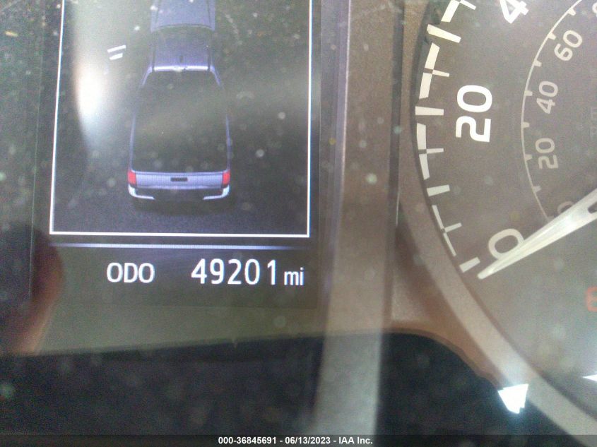 2018 TOYOTA TACOMA SR5/TRD SPORT - 5TFSZ5AN9JX138411