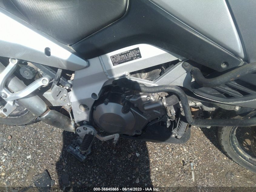 2004 SUZUKI DL1000 - JS1VT53A642100669