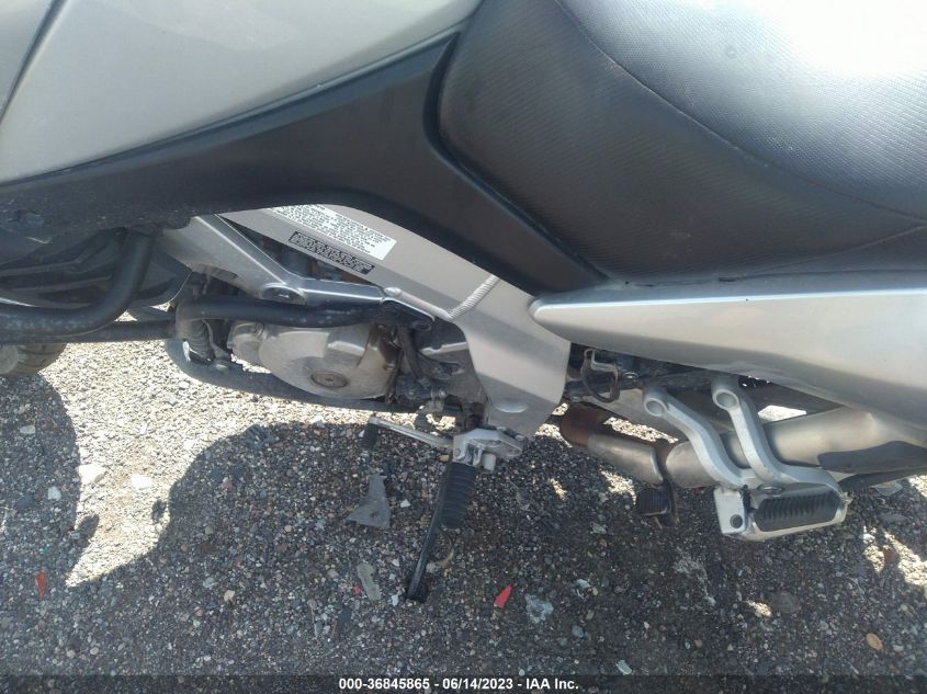 2004 SUZUKI DL1000 - JS1VT53A642100669