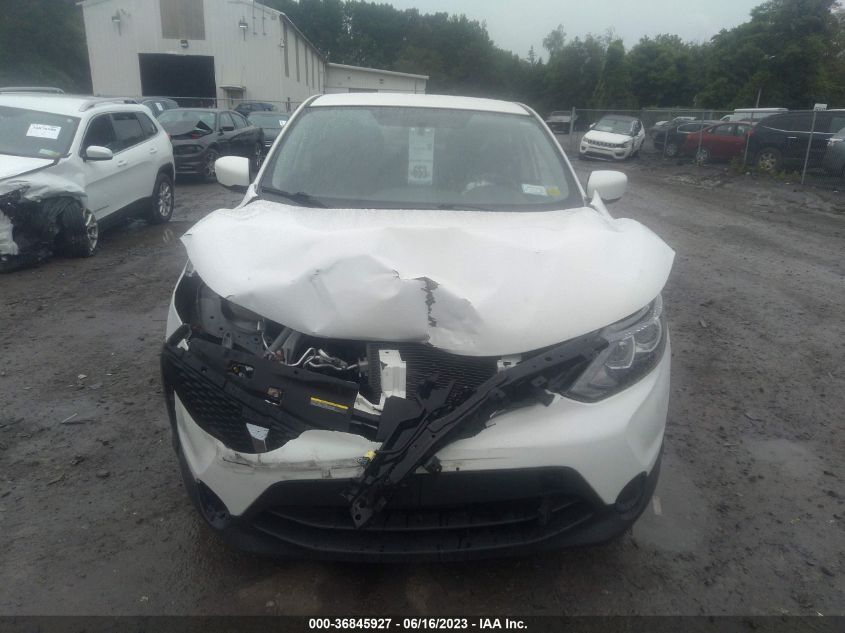 2017 NISSAN ROGUE SPORT S - JN1BJ1CR4HW124676