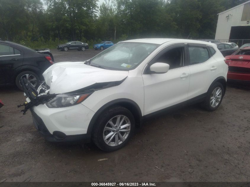 2017 NISSAN ROGUE SPORT S - JN1BJ1CR4HW124676