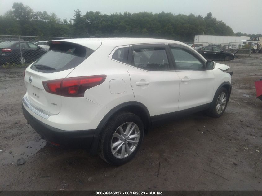 2017 NISSAN ROGUE SPORT S - JN1BJ1CR4HW124676