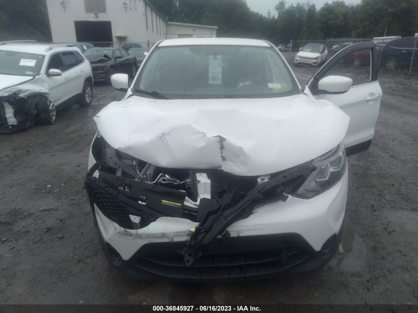 2017 NISSAN ROGUE SPORT S - JN1BJ1CR4HW124676