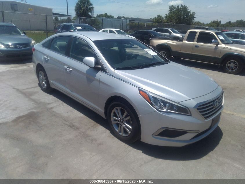 2017 HYUNDAI SONATA SE - x5NPE24AFHH518976